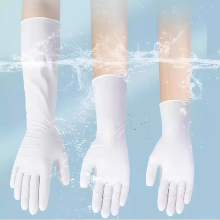 White 15-inch gloves protect arms from water splashes during chores.
